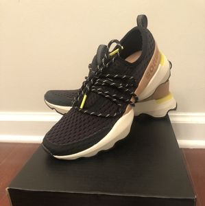 Sorel Kinetic Impact Lace Sneaker